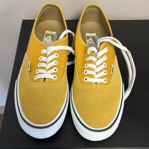 Vans Mustard Yellow Sneaker